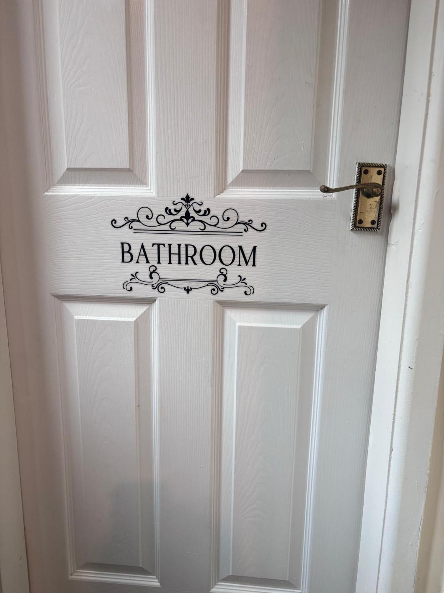 Lovely Room Within 5 Mins Walk To Stoke Train Station With Double And Single Room Extérieur photo